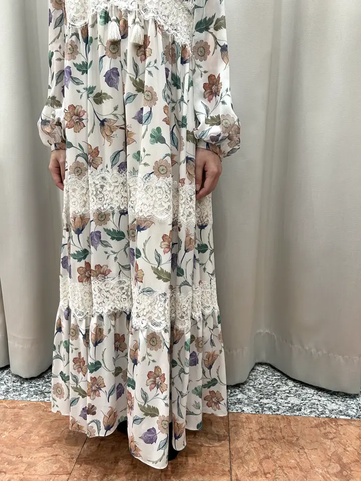 GRACE CONTINENTAL The Banquet eri コーディネート画像