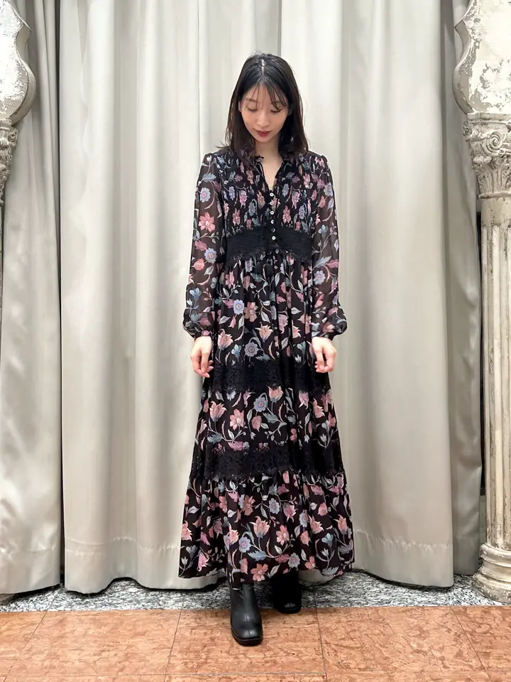 GRACE CONTINENTAL The Banquet eri コーディネート画像