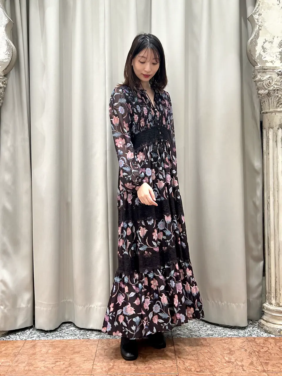 GRACE CONTINENTAL The Banquet eri コーディネート画像