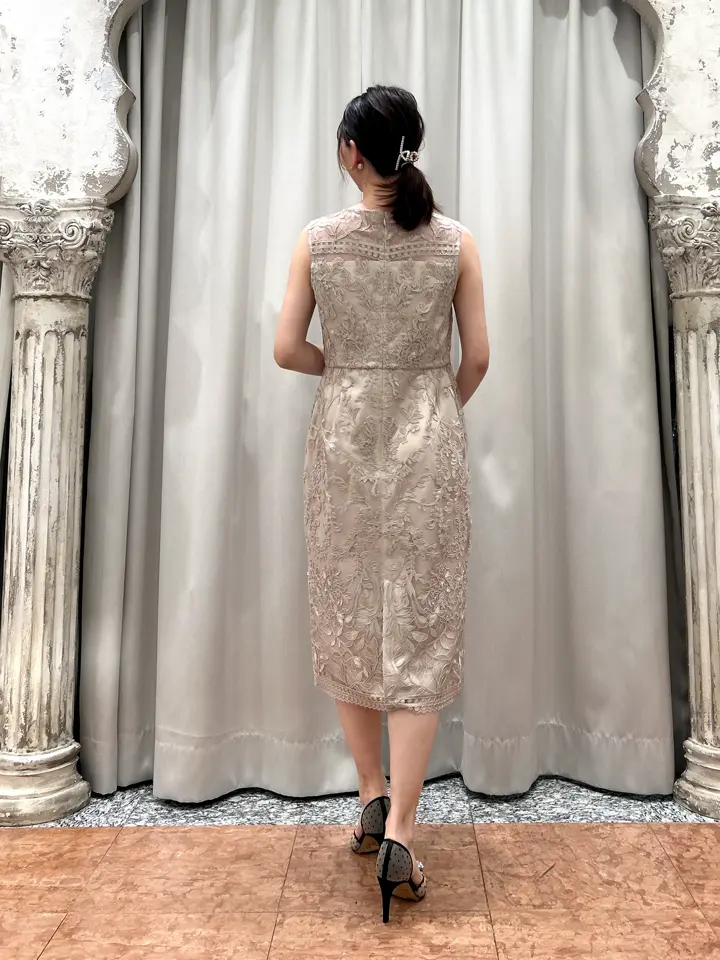 GRACE CONTINENTAL The Banquet eri コーディネート画像