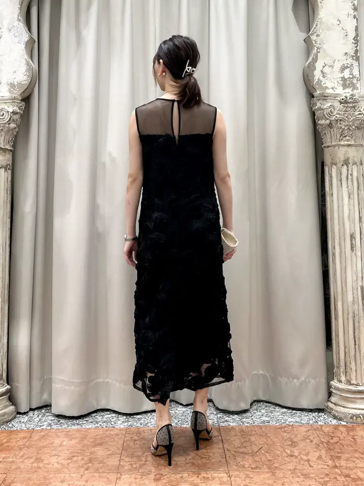 GRACE CONTINENTAL The Banquet eri コーディネート画像