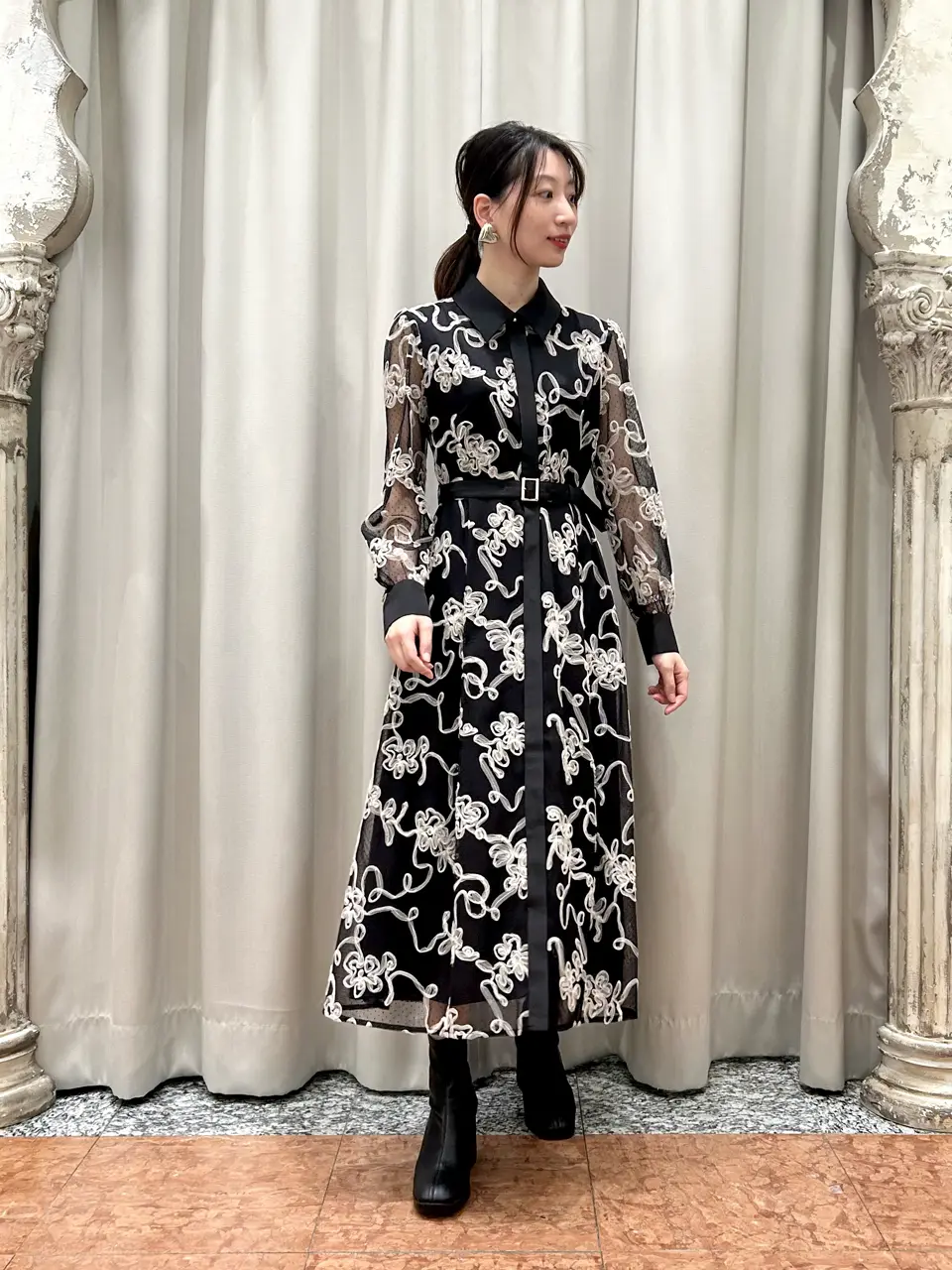 GRACE CONTINENTAL The Banquet eri コーディネート画像