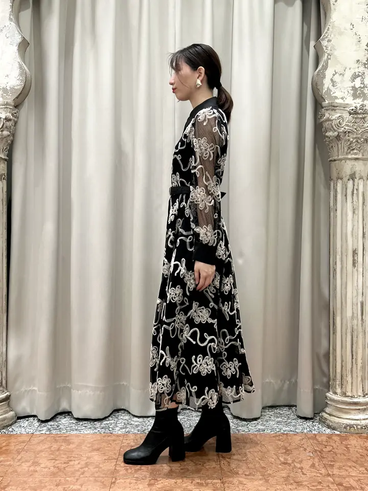 GRACE CONTINENTAL The Banquet eri コーディネート画像