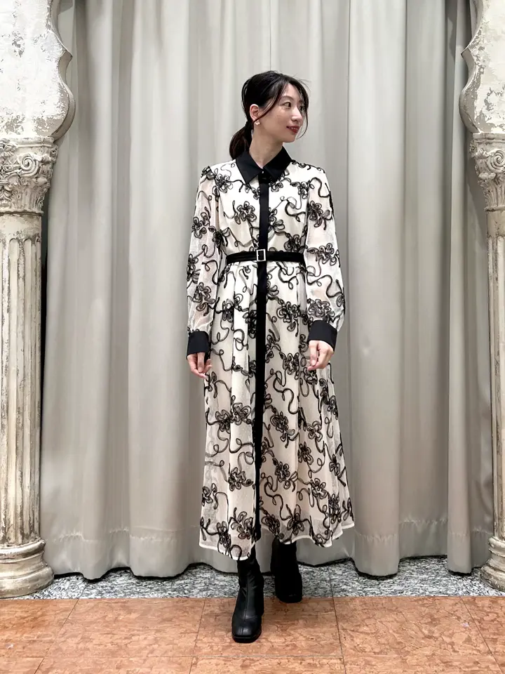 GRACE CONTINENTAL The Banquet eri コーディネート画像