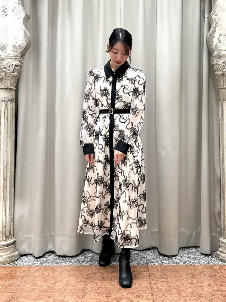 GRACE CONTINENTAL The Banquet eri コーディネート画像