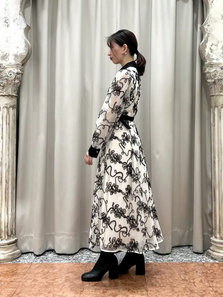 GRACE CONTINENTAL The Banquet eri コーディネート画像