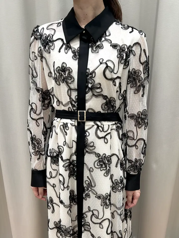 GRACE CONTINENTAL The Banquet eri コーディネート画像