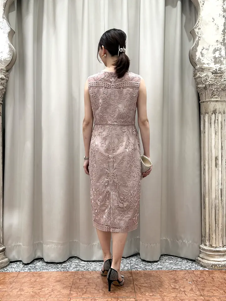 GRACE CONTINENTAL The Banquet eri コーディネート画像