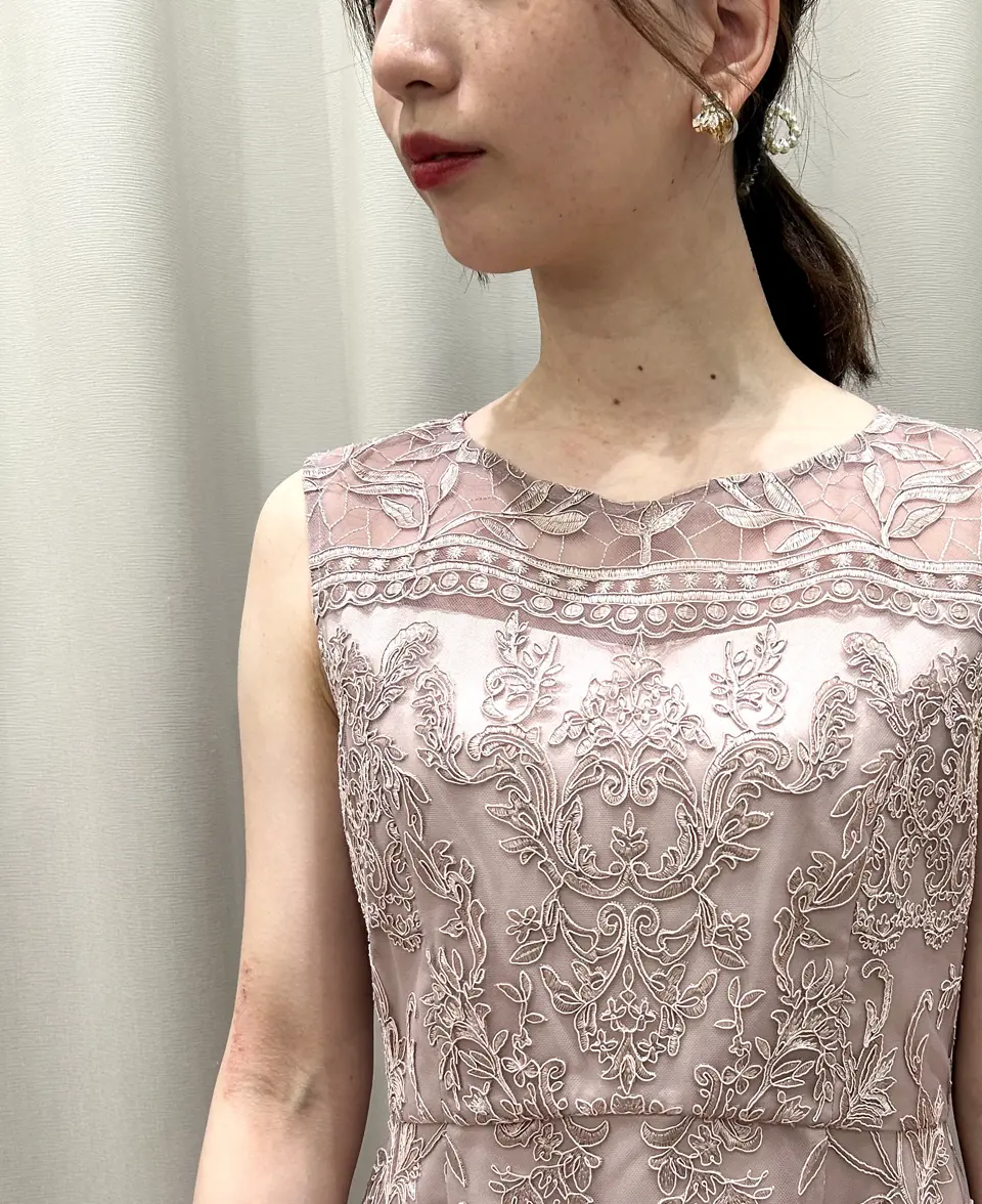 GRACE CONTINENTAL The Banquet eri コーディネート画像