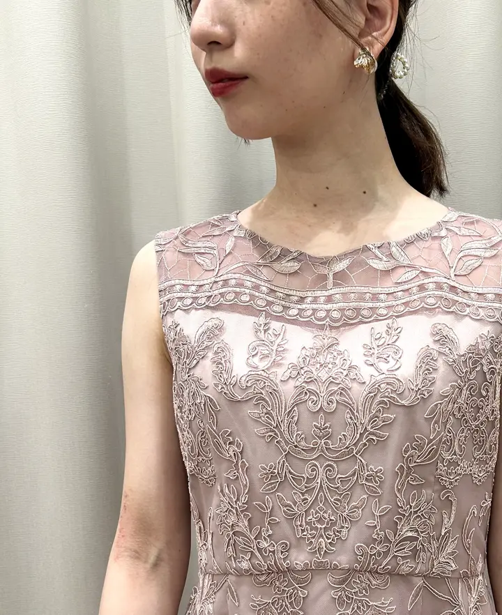 GRACE CONTINENTAL The Banquet eri コーディネート画像