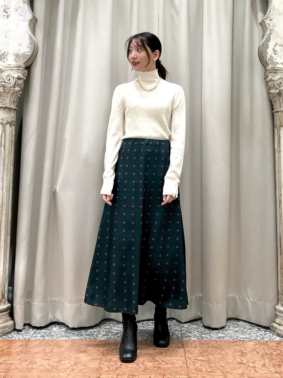 GRACE CONTINENTAL The Banquet eri コーディネート画像