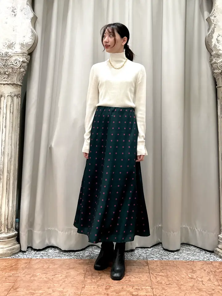 GRACE CONTINENTAL The Banquet eri コーディネート画像