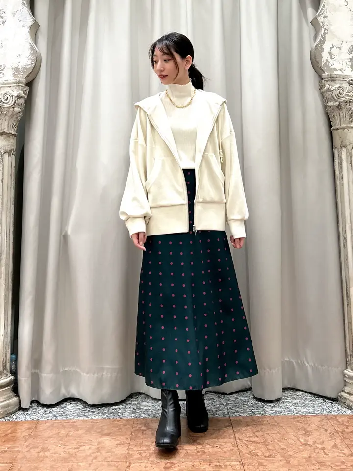 GRACE CONTINENTAL The Banquet eri コーディネート画像