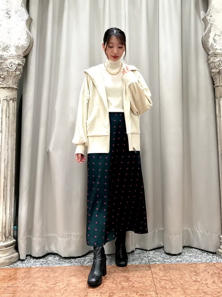 GRACE CONTINENTAL The Banquet eri コーディネート画像