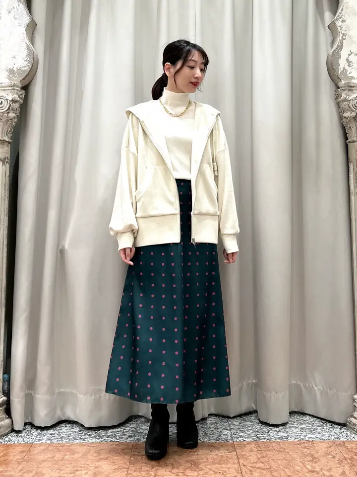 GRACE CONTINENTAL The Banquet eri コーディネート画像