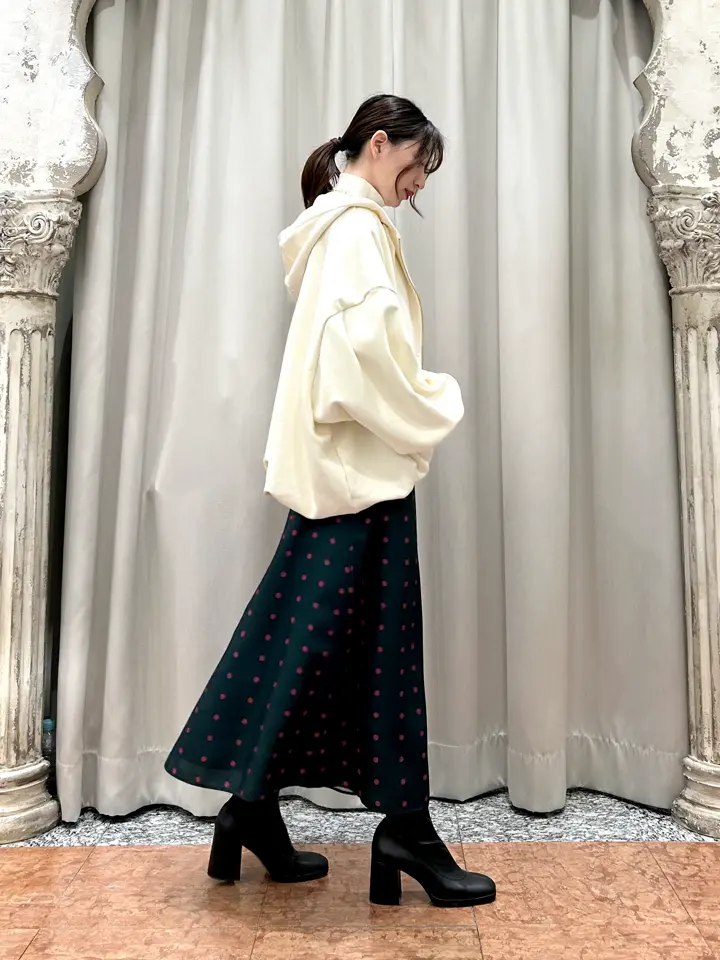 GRACE CONTINENTAL The Banquet eri コーディネート画像