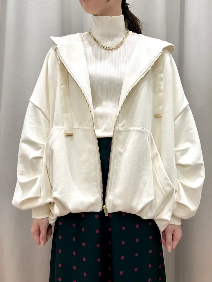 GRACE CONTINENTAL The Banquet eri コーディネート画像