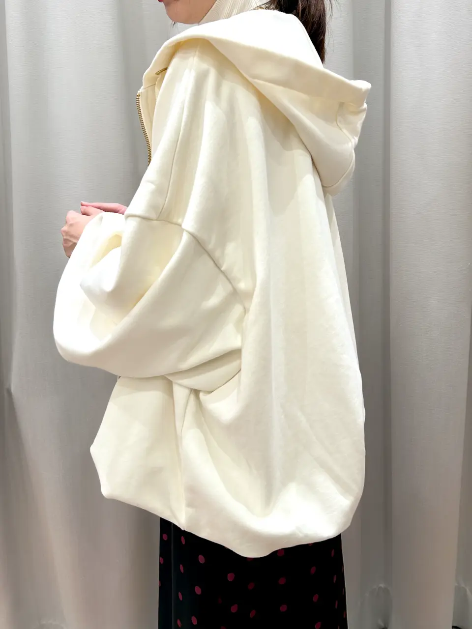 GRACE CONTINENTAL The Banquet eri コーディネート画像