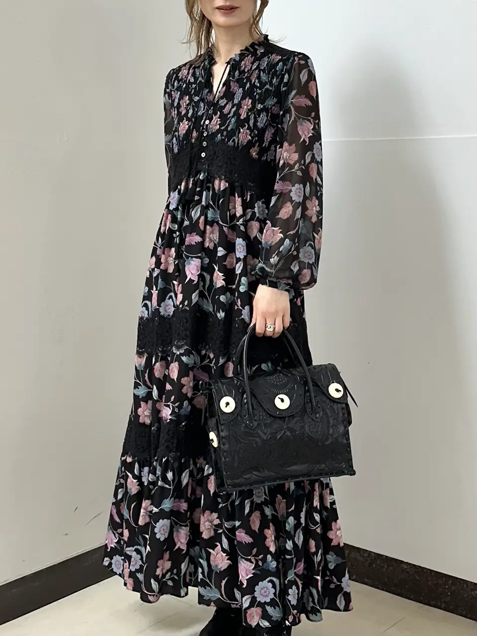 GRACE CONTINENTAL The Banquet Kogane. コーディネート画像