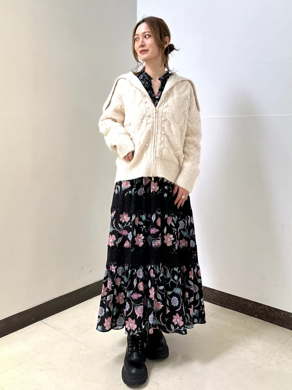 GRACE CONTINENTAL The Banquet Kogane. コーディネート画像