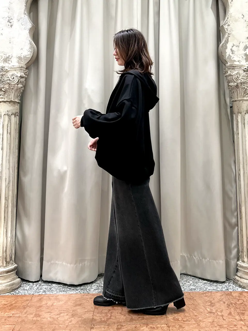 GRACE CONTINENTAL The Banquet eri コーディネート画像