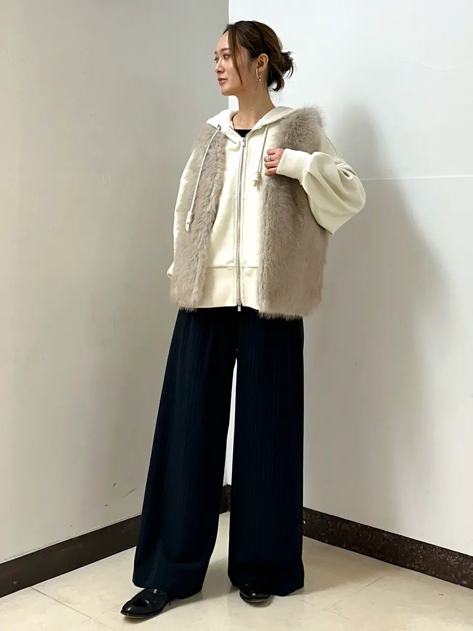 GRACE CONTINENTAL The Banquet Kogane. コーディネート画像