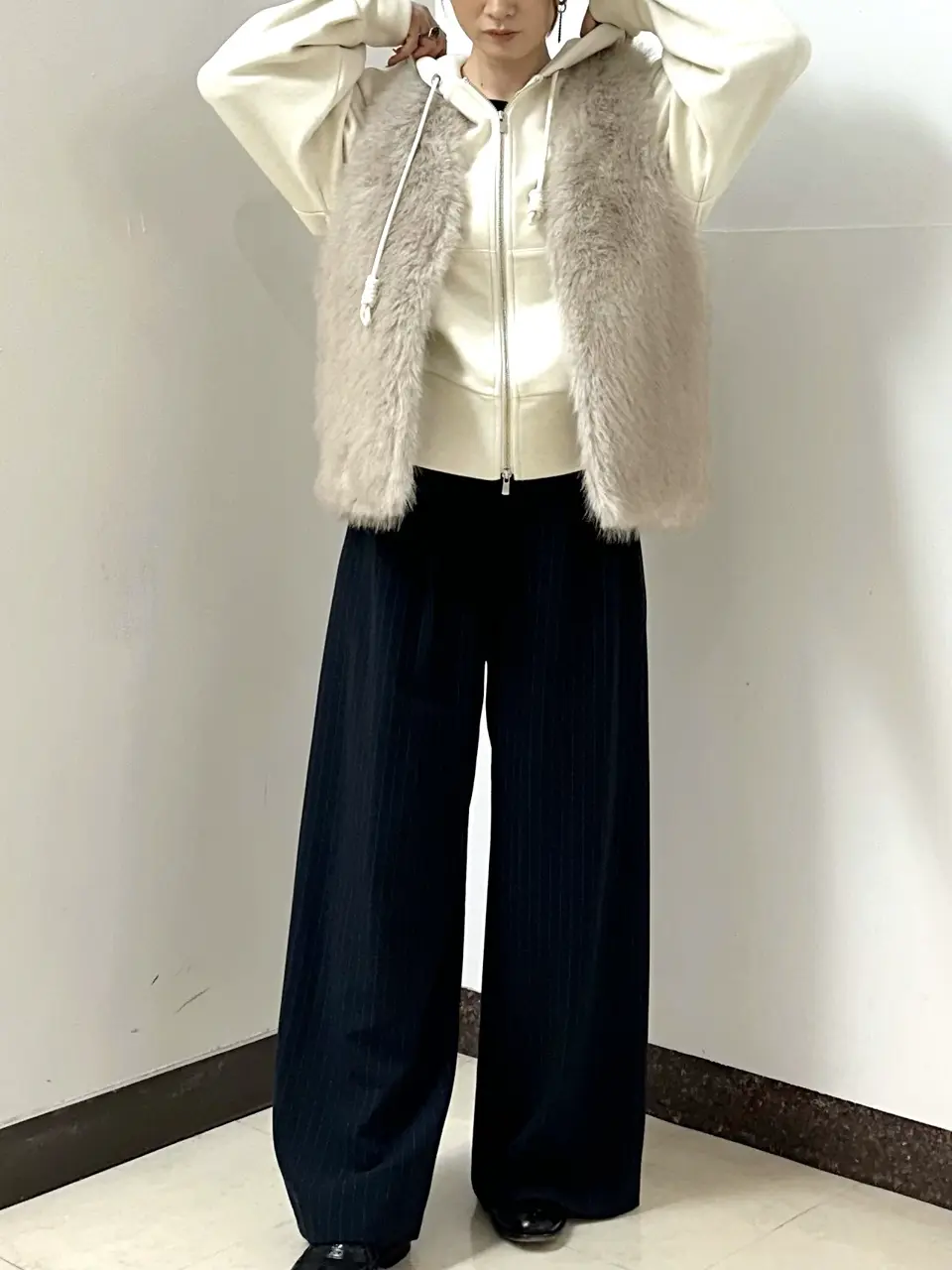 GRACE CONTINENTAL The Banquet Kogane. コーディネート画像