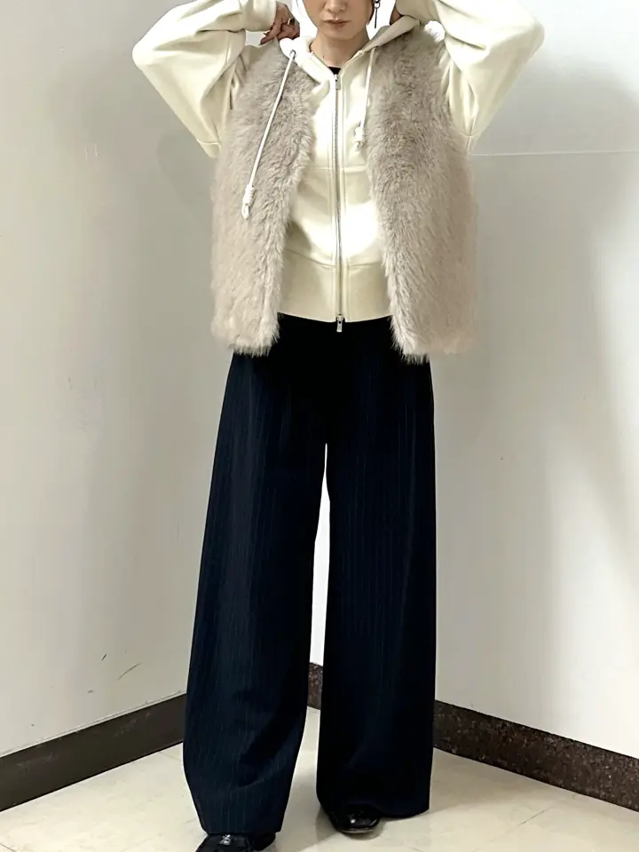 GRACE CONTINENTAL The Banquet Kogane. コーディネート画像