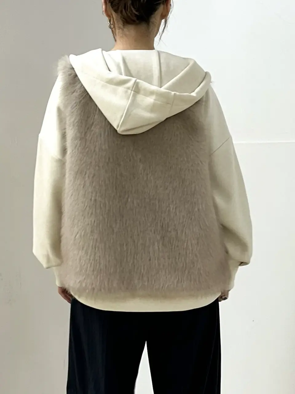 GRACE CONTINENTAL The Banquet Kogane. コーディネート画像