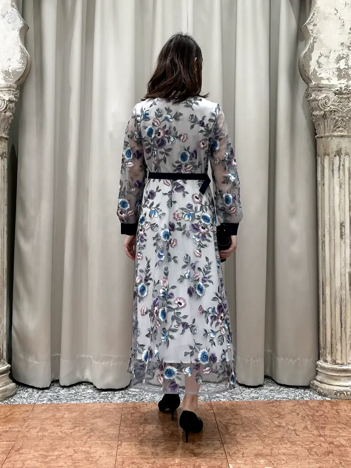 GRACE CONTINENTAL The Banquet eri コーディネート画像