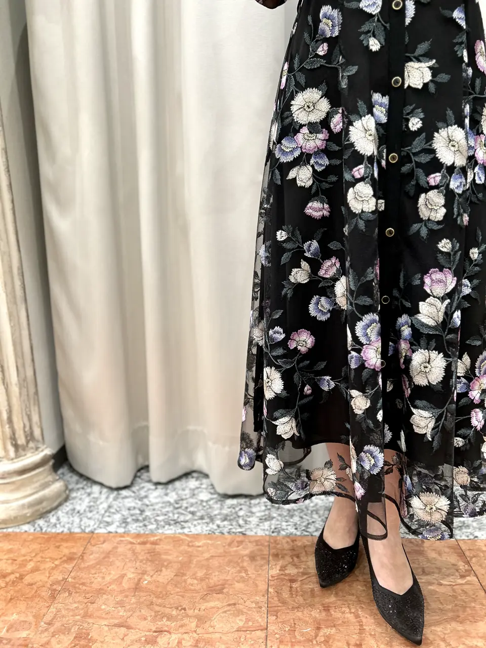 GRACE CONTINENTAL The Banquet eri コーディネート画像