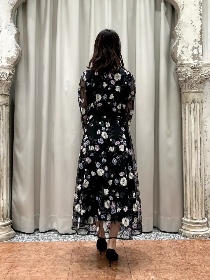 GRACE CONTINENTAL The Banquet eri コーディネート画像