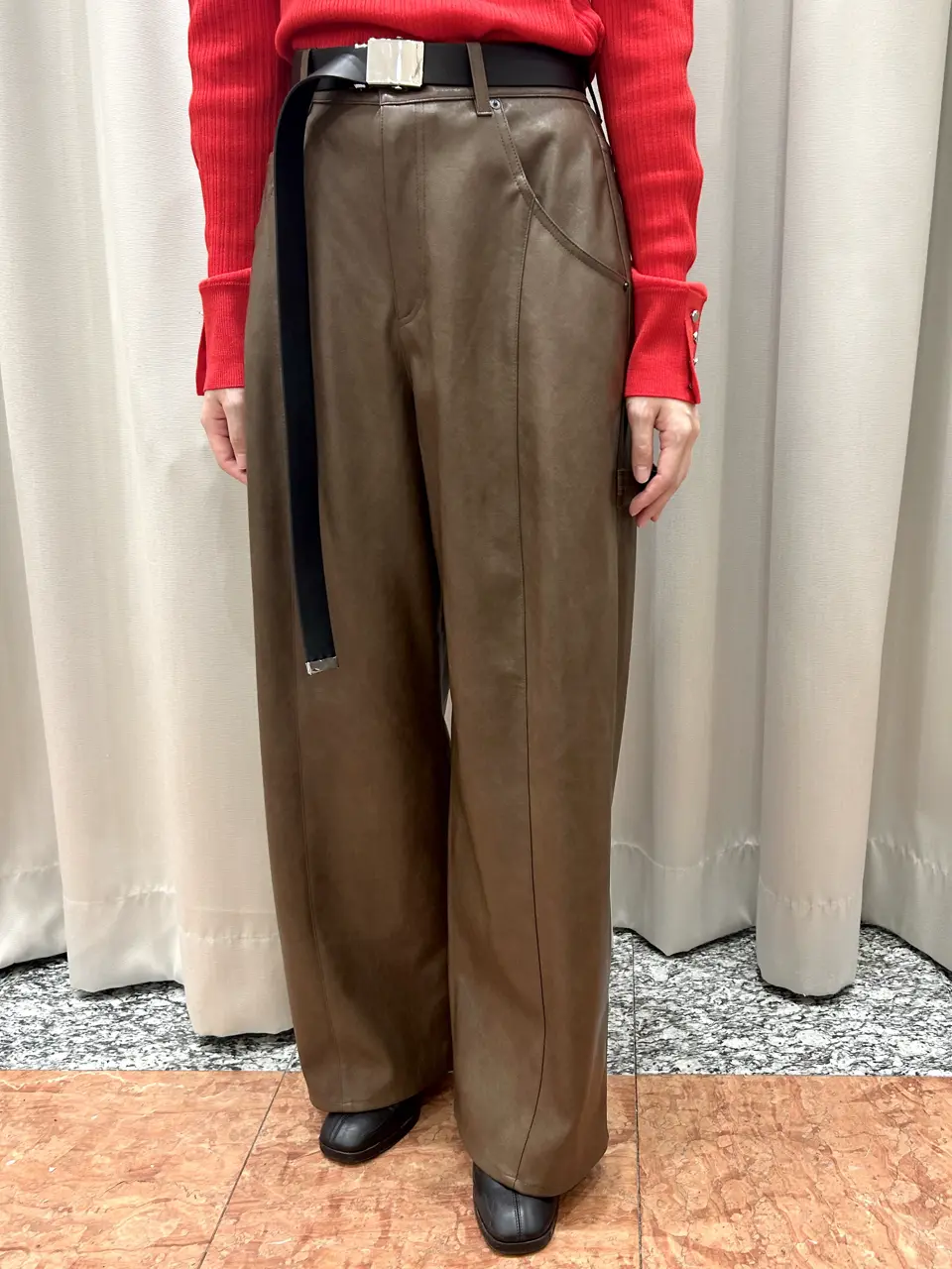 GRACE CONTINENTAL The Banquet eri コーディネート画像