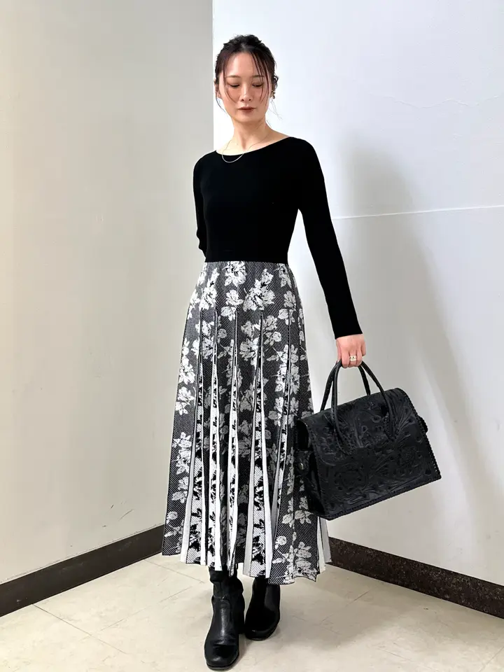 GRACE CONTINENTAL The Banquet Kogane. コーディネート画像