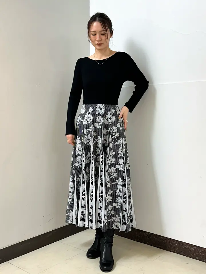 GRACE CONTINENTAL The Banquet Kogane. コーディネート画像