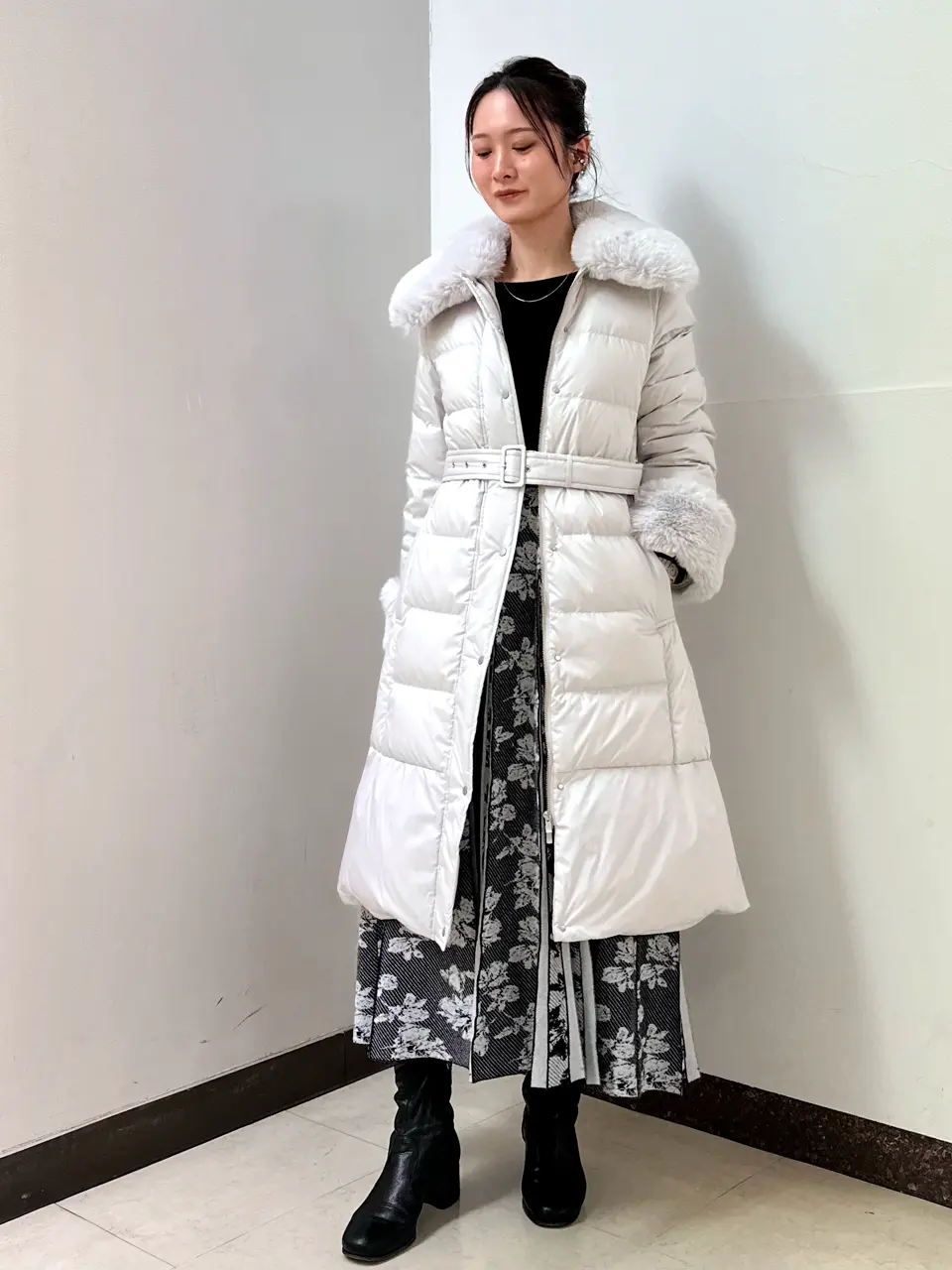 GRACE CONTINENTAL The Banquet Kogane. コーディネート画像