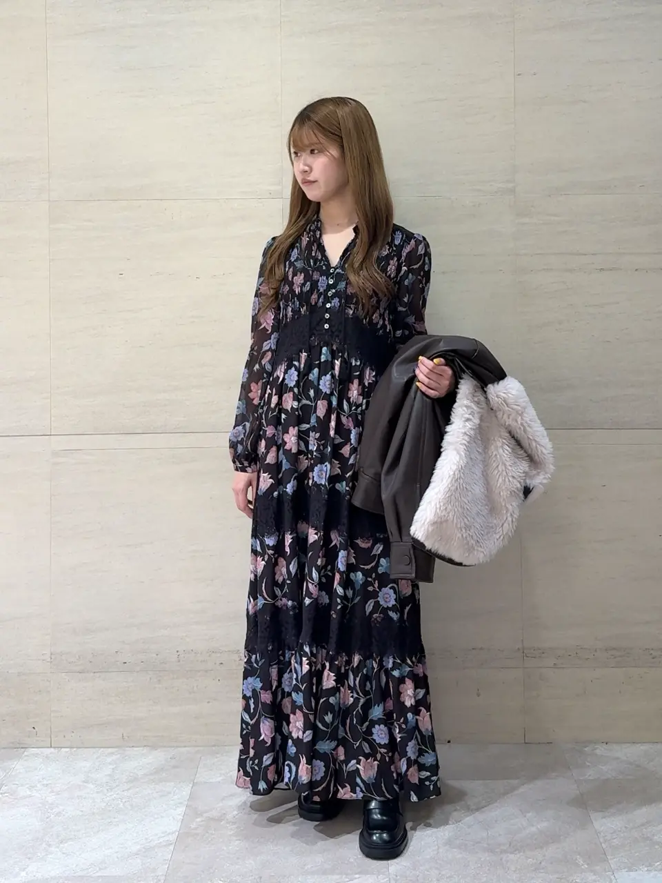 GRACE CONTINENTAL The Banquet 近藤　紫織 コーディネート画像