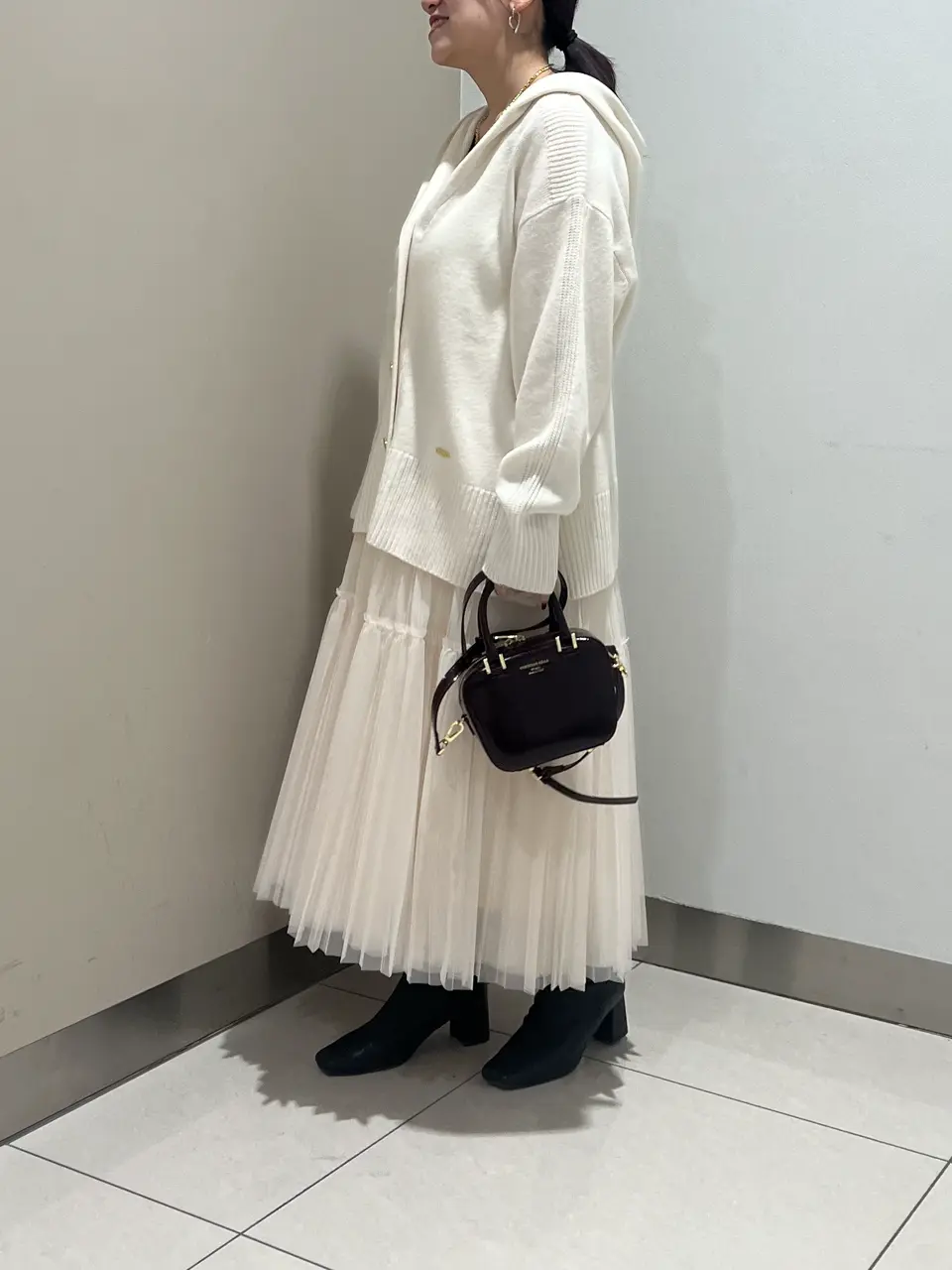 GRACE CONTINENTAL The Banquet SAITO コーディネート画像