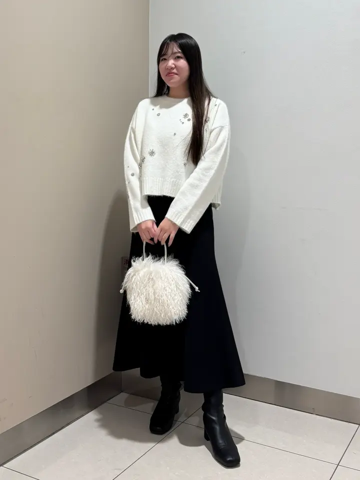 GRACE CONTINENTAL The Banquet 松原 明音 コーディネート画像