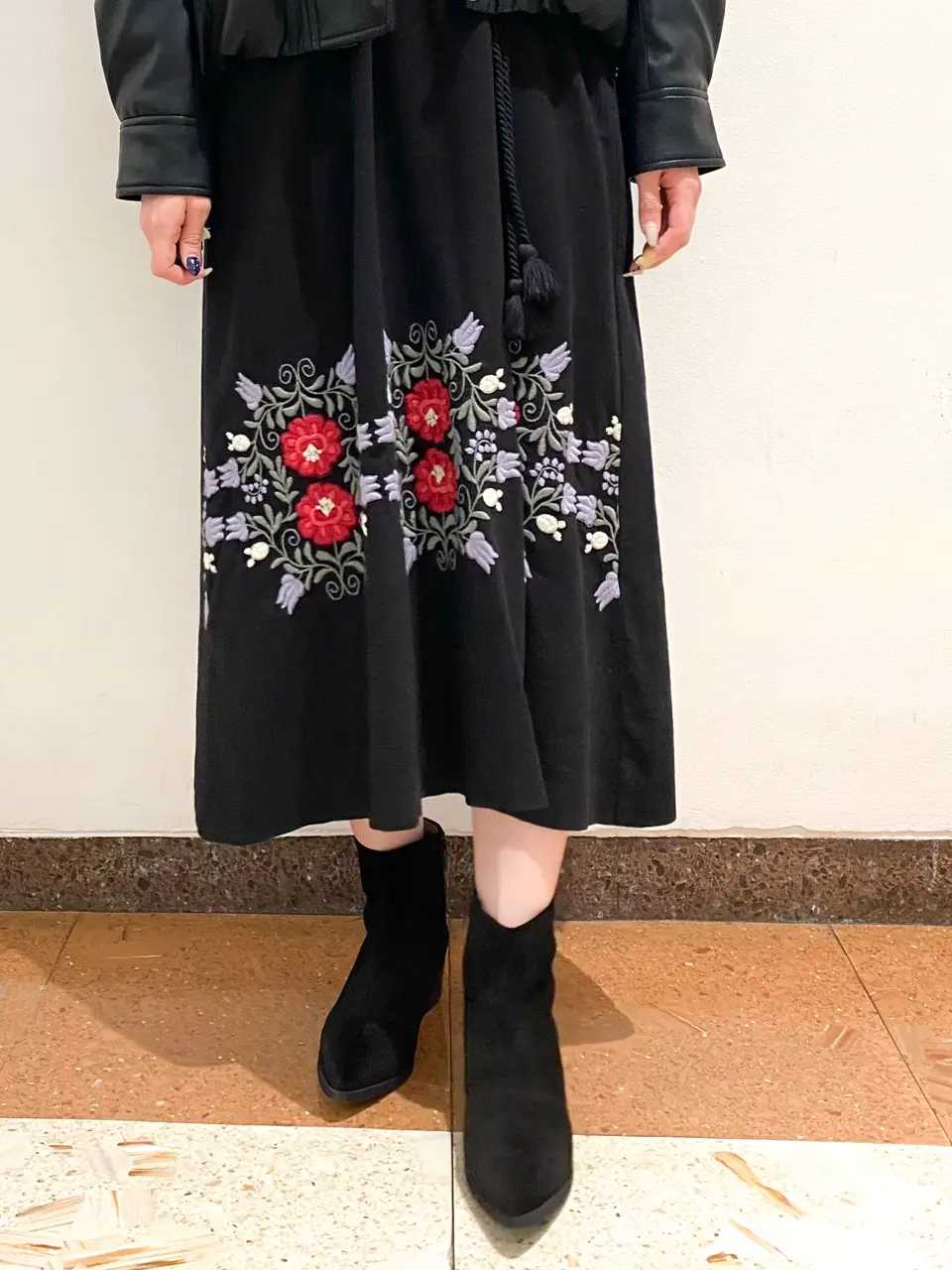 GRACE CONTINENTAL The Banquet mikiho コーディネート画像