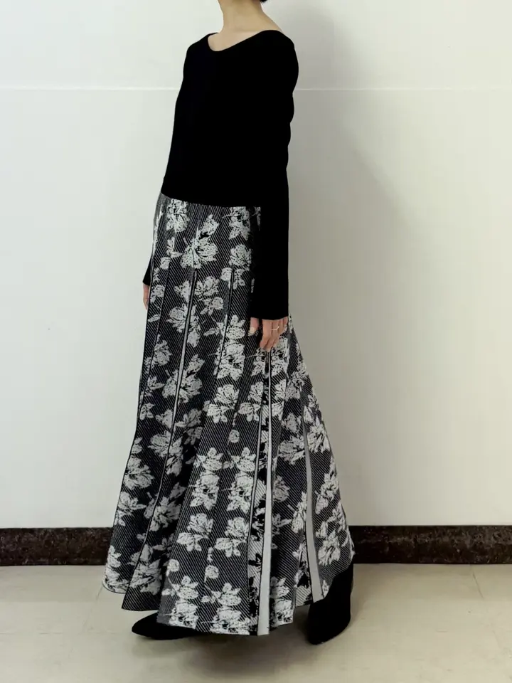 GRACE CONTINENTAL The Banquet yuri コーディネート画像