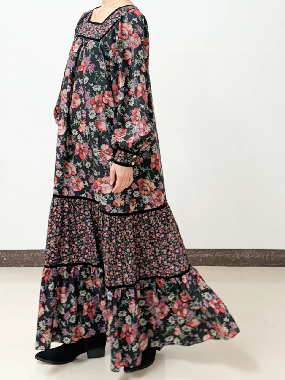 GRACE CONTINENTAL The Banquet yuri コーディネート画像