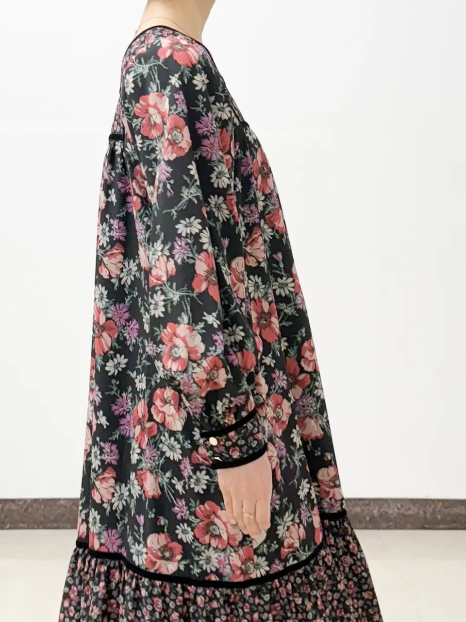 GRACE CONTINENTAL The Banquet yuri コーディネート画像