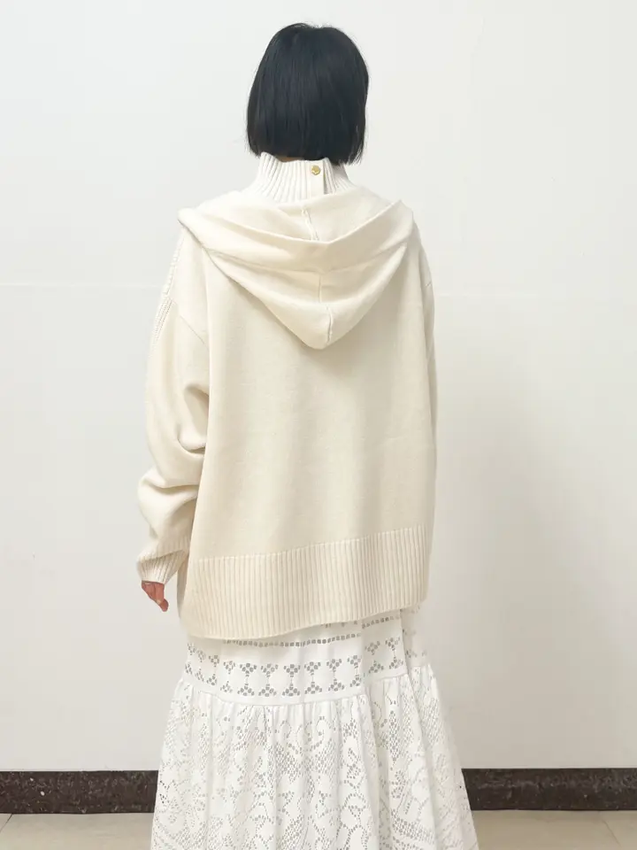 GRACE CONTINENTAL The Banquet yuri コーディネート画像