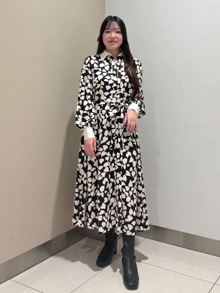 GRACE CONTINENTAL The Banquet 松原 明音 コーディネート画像