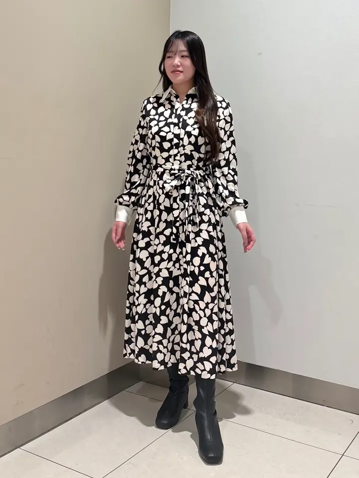 GRACE CONTINENTAL The Banquet 松原 明音 コーディネート画像