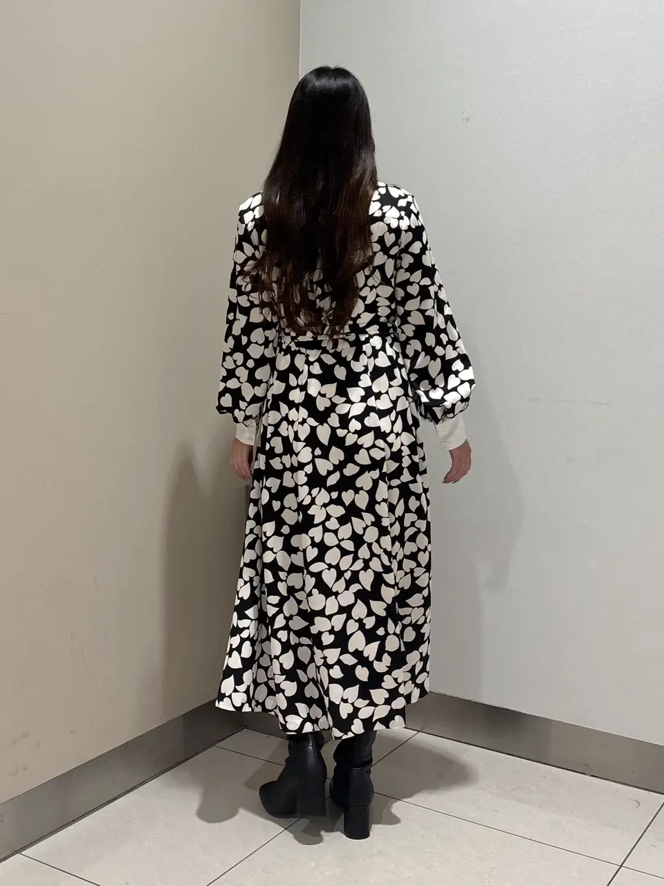 GRACE CONTINENTAL The Banquet 松原 明音 コーディネート画像