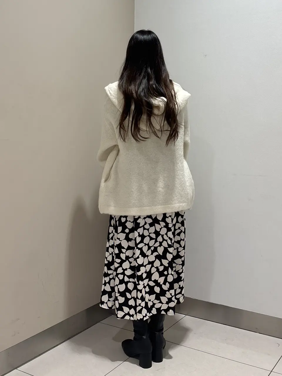 GRACE CONTINENTAL The Banquet 松原 明音 コーディネート画像