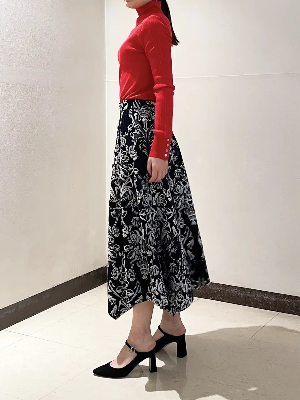 GRACE CONTINENTAL The Banquet nao コーディネート画像