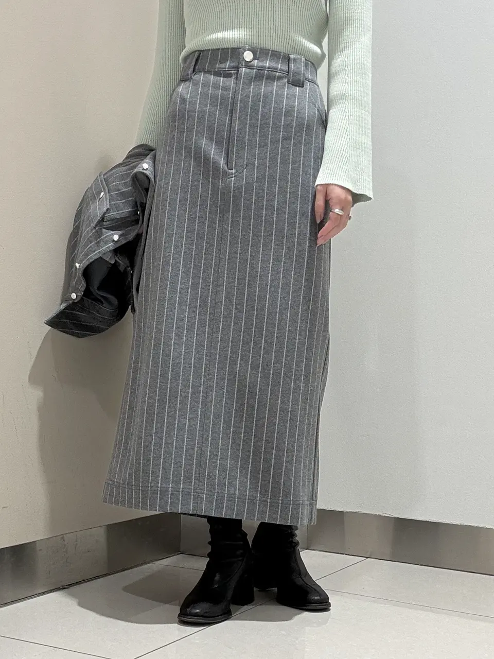 GRACE CONTINENTAL The Banquet FUKUSHIMA YURIE コーディネート画像